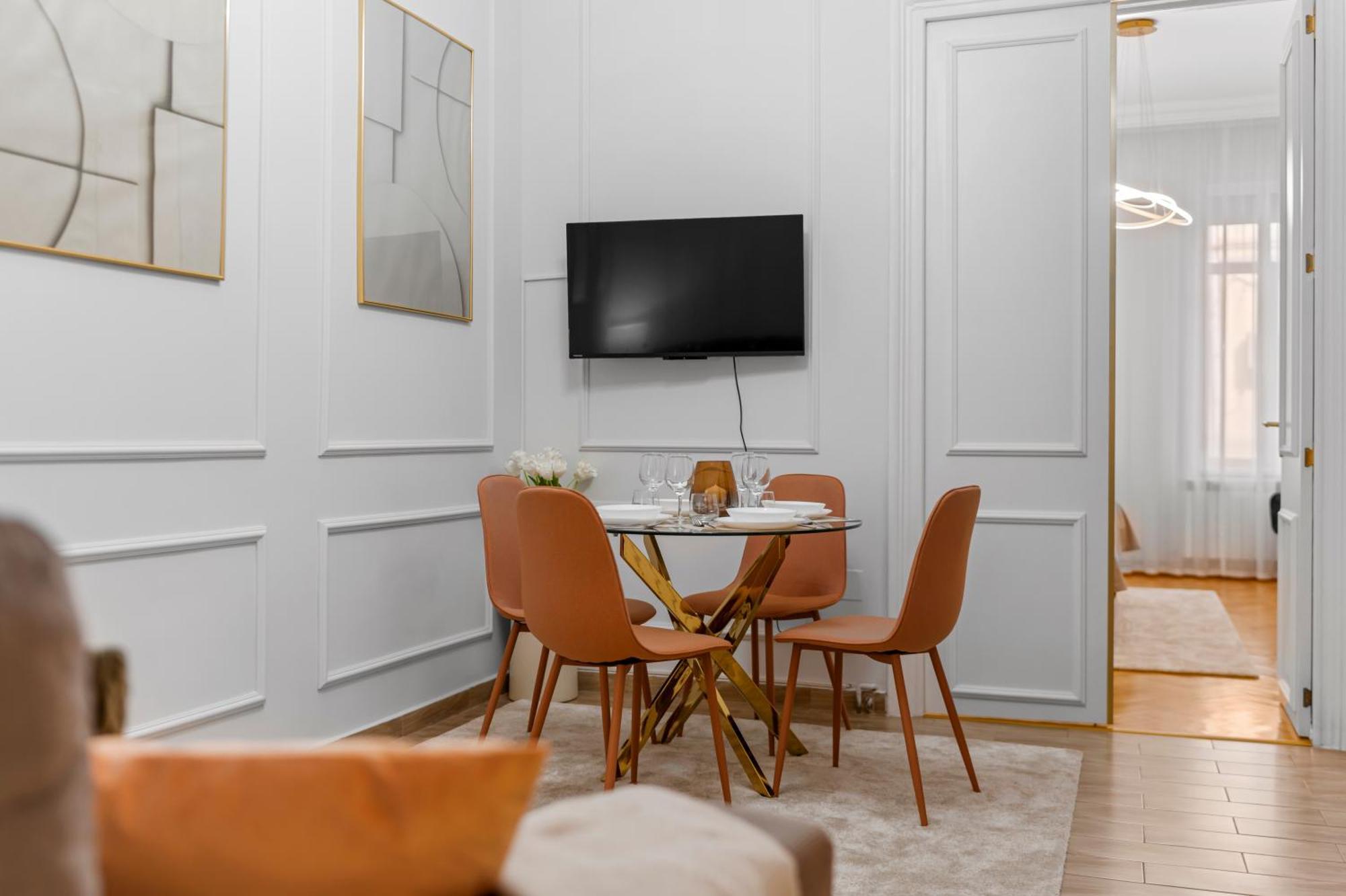 Zen Luxury 3beds 2bath Parking&garden * Bucharest